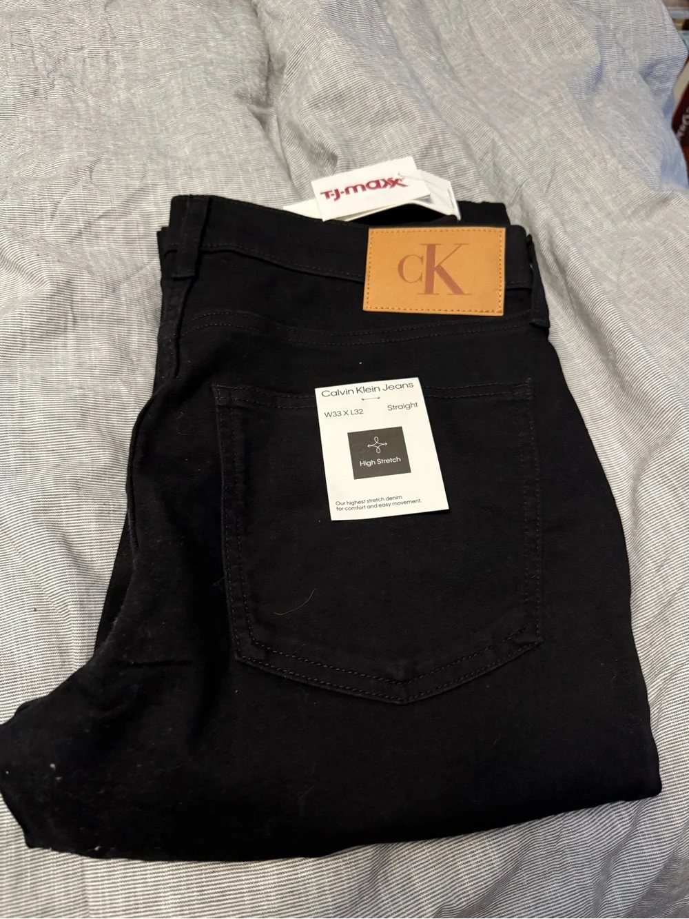 Calvin Klein Jeans Men’s Black Straight Fit Jeans